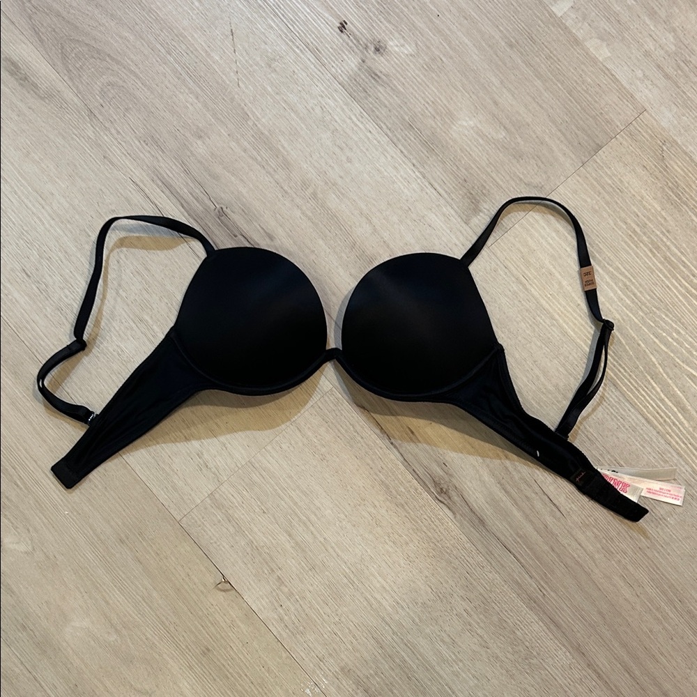 NWT Victoria's Secret Pink Wear Everywhere Push Up Bra black